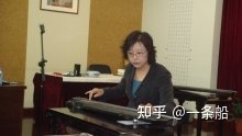 南京市古琴演奏家（戴晓莲）的演奏特点与风格